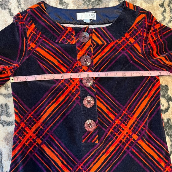 Retro Corduroy Mini Dress - Picture 6 of 7